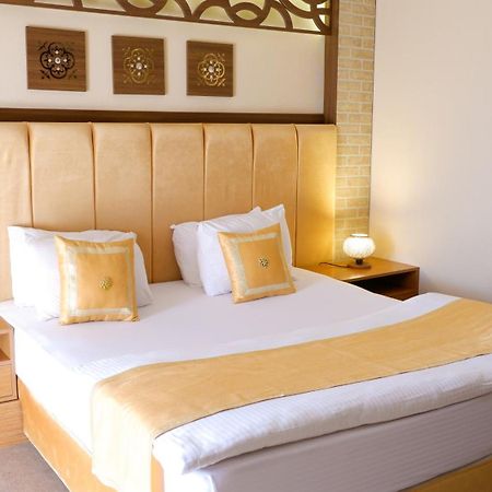 Hotel Labella แบร์กามา ภายนอก รูปภาพ