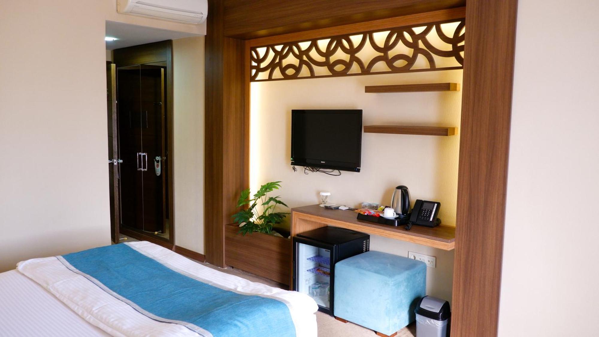 Hotel Labella แบร์กามา ภายนอก รูปภาพ