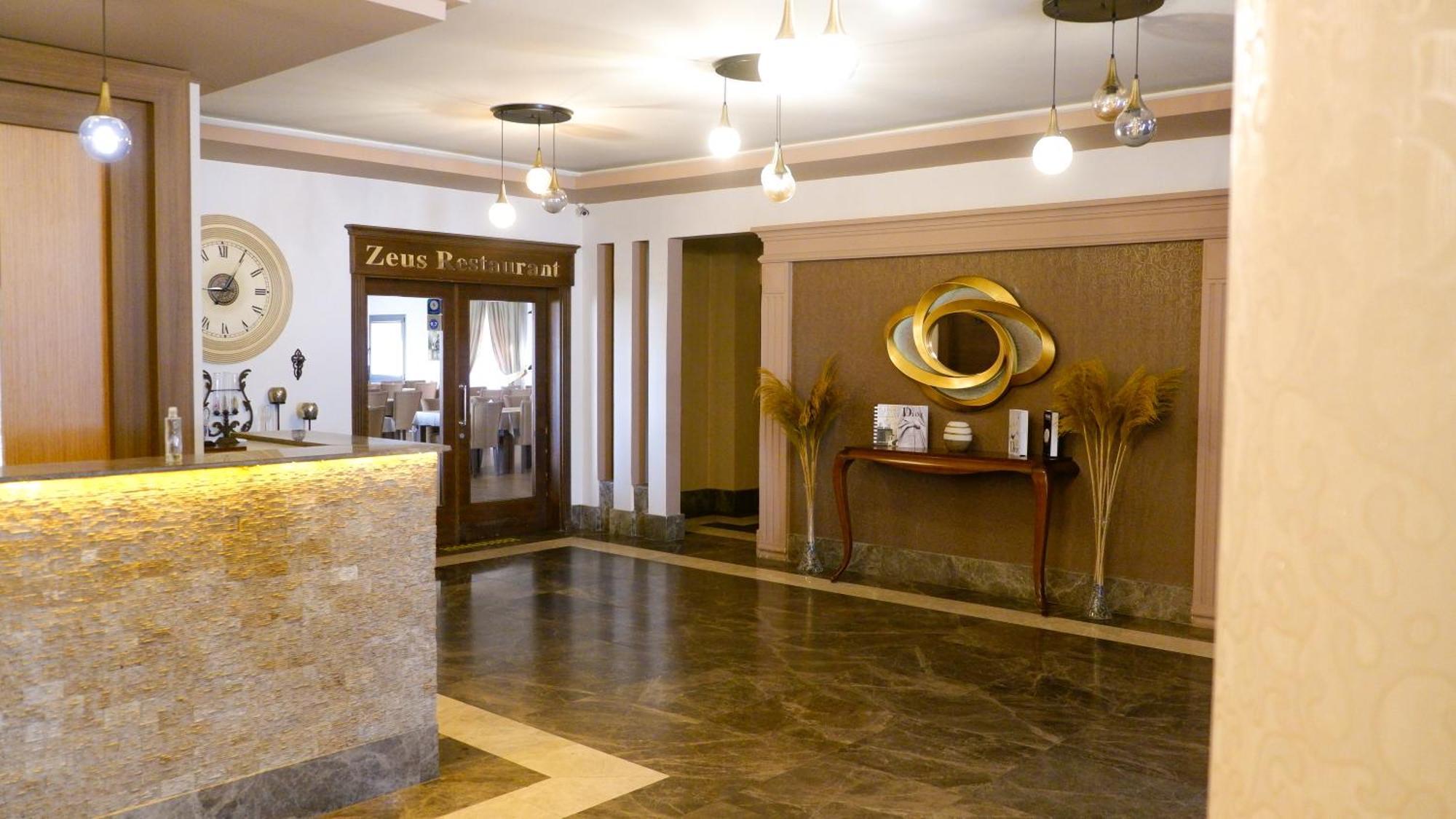 Hotel Labella แบร์กามา ภายนอก รูปภาพ